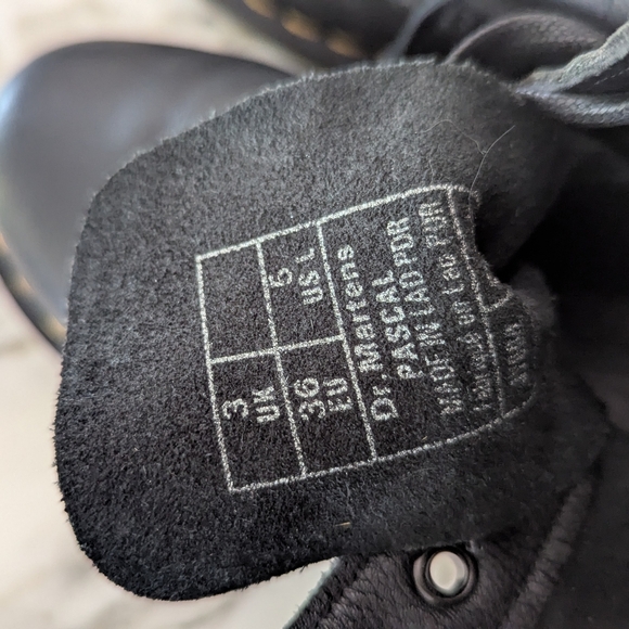 Dr. Martens Pascal Combat Boots – Black Leather Lace-Up, Size 5 - Picture 6 of 6